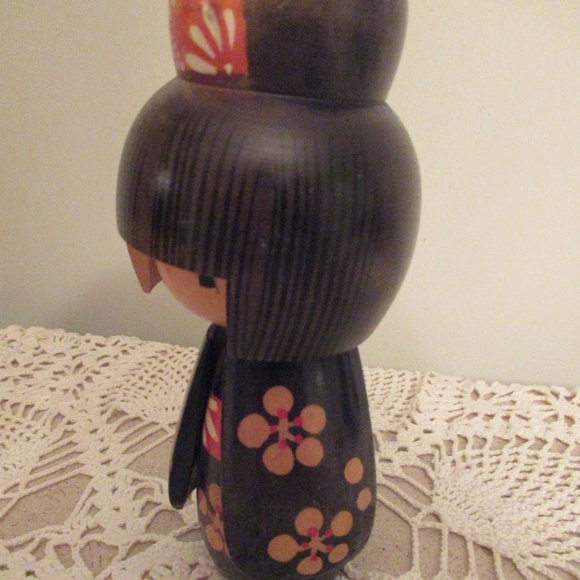 Authentic Tomio Accents Kokeshi Doll - Picture 2 of 7